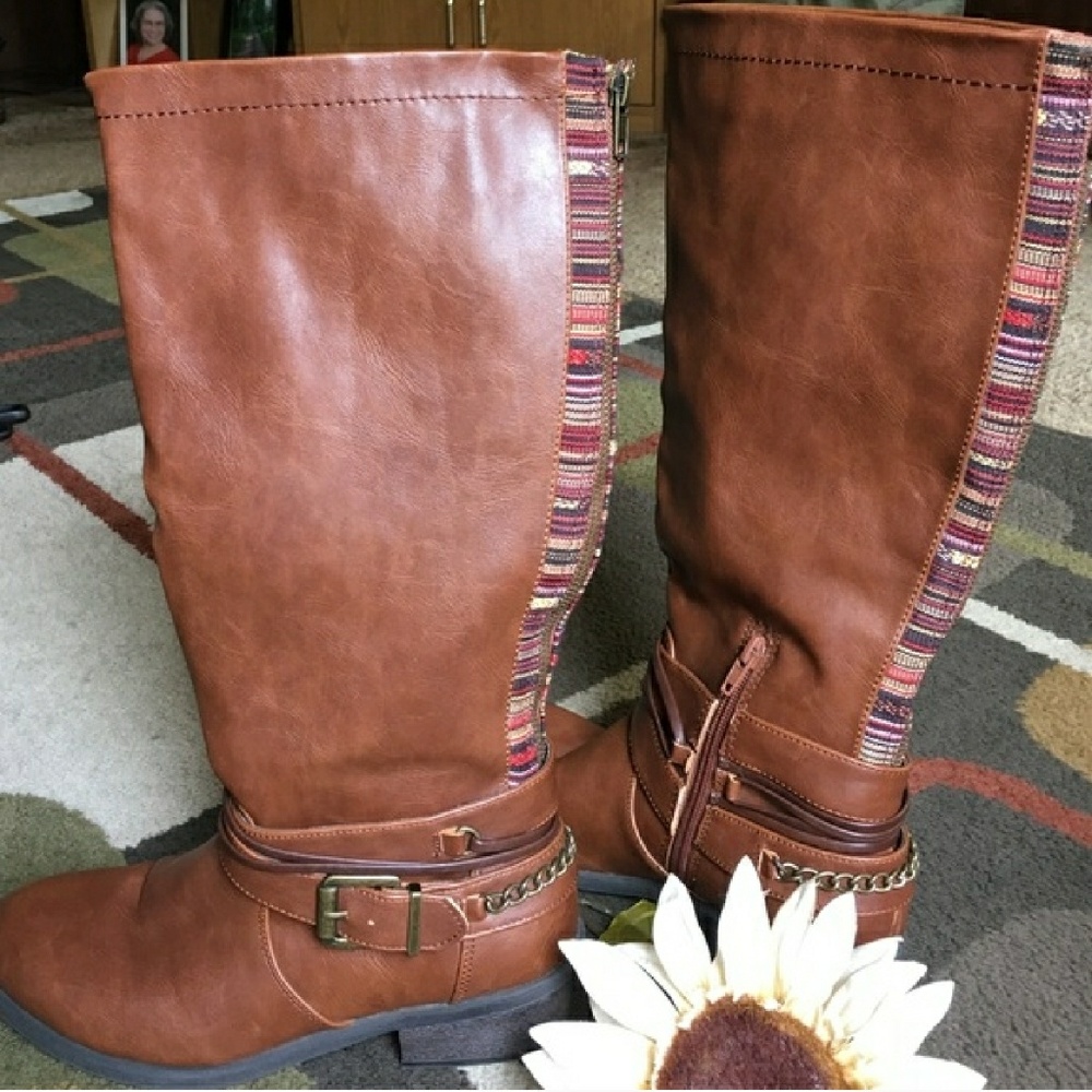 Pink & Pepper Boots size 8.5